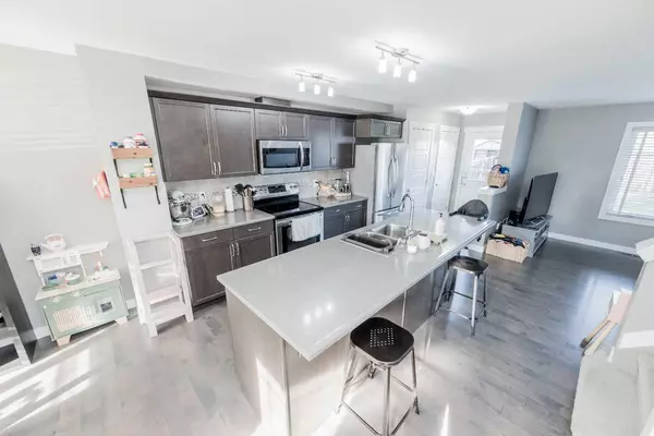 Grande Prairie, AB T8X 0N3,8822 96 AVE