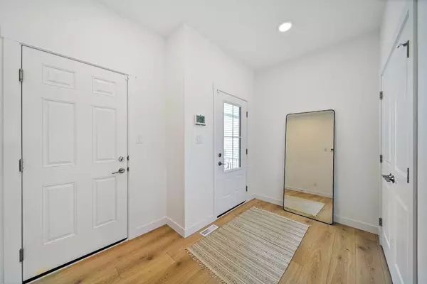 Strathmore, AB T1P 2H9,412 Ranch Gate