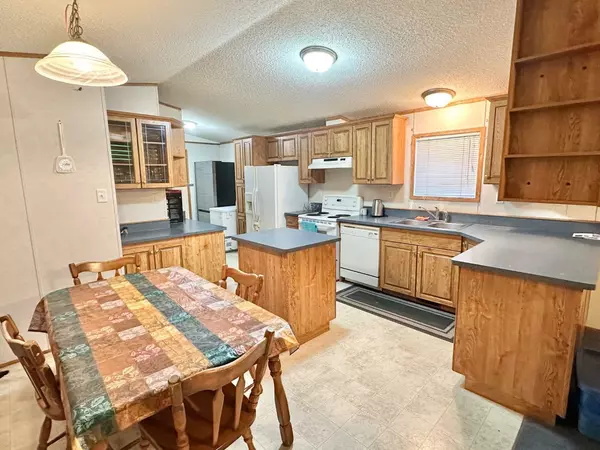 Grande Prairie, AB T8X 1V6,8620 91 ST