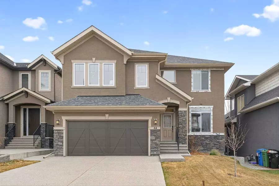 44 Panatella Rise NW, Calgary, AB T3K 0W9