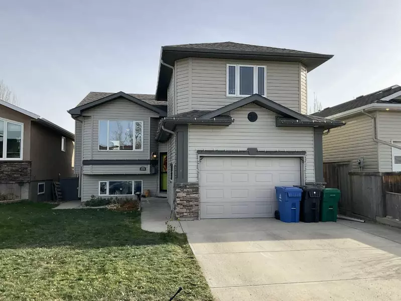145 Blackfoot CIR W, Lethbridge, AB T1K 7T4