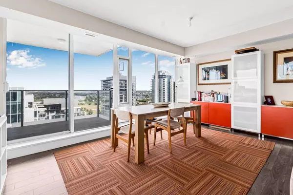 Calgary, AB T2G 1L7,510 6 AVE SE #2203