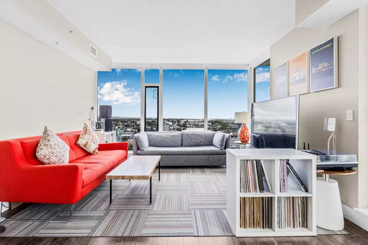 Calgary, AB T2G 1L7,510 6 AVE SE #2203