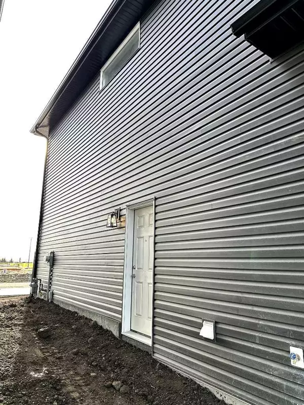 Chestermere, AB T1X3B6,299 Waterford HTS