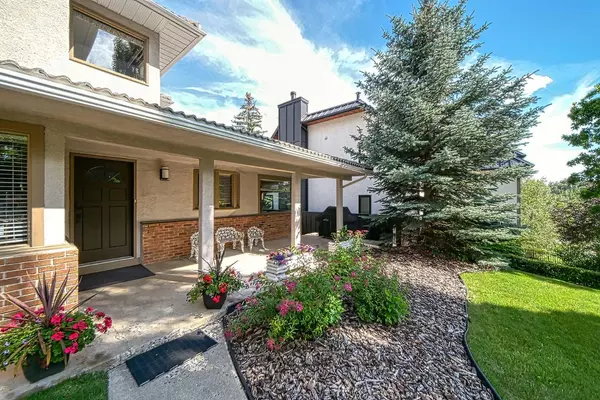 Calgary, AB T2T 3A2,3010 8 ST SW