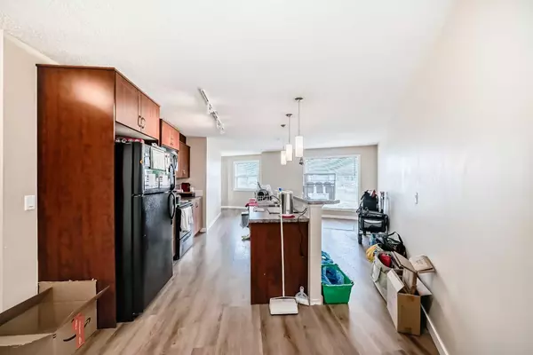 Airdrie, AB T2B 2B7,700 Willowbrook RD NW #2315