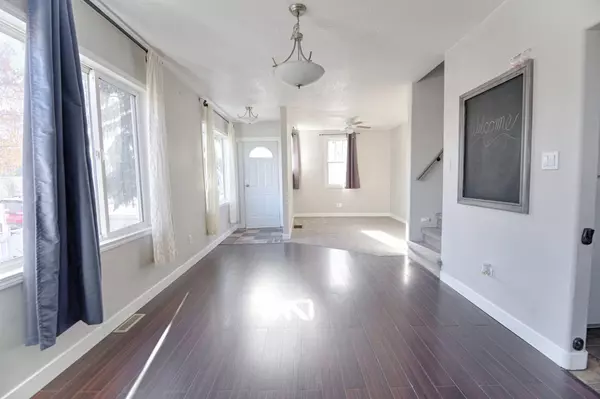 Lethbridge, AB T1H 2V9,244 14 ST N