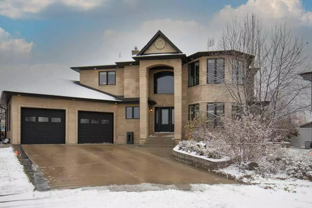 Sylvan Lake, AB T4S 2L3,10 Fieldstone WAY