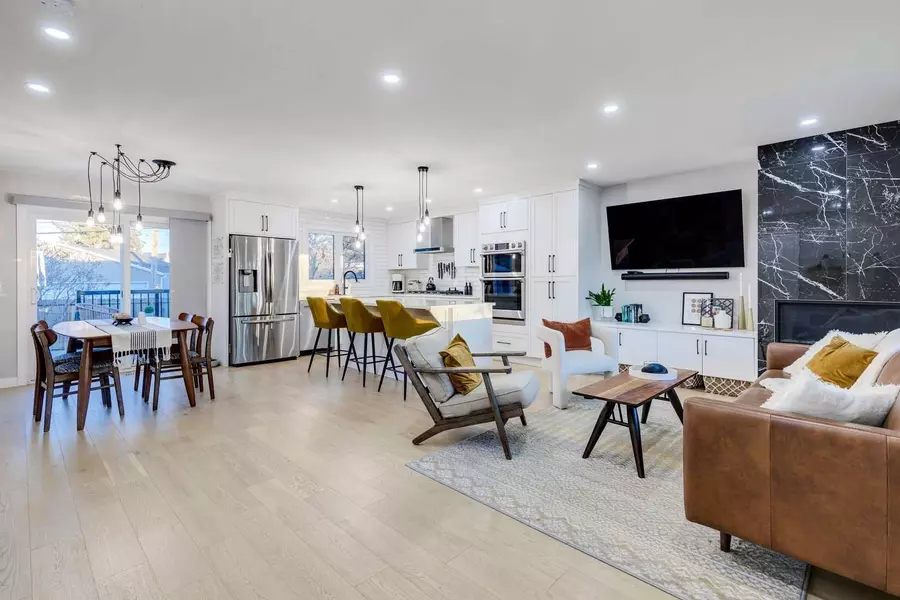 4528 Vegas RD NW, Calgary, AB T3A 0N1