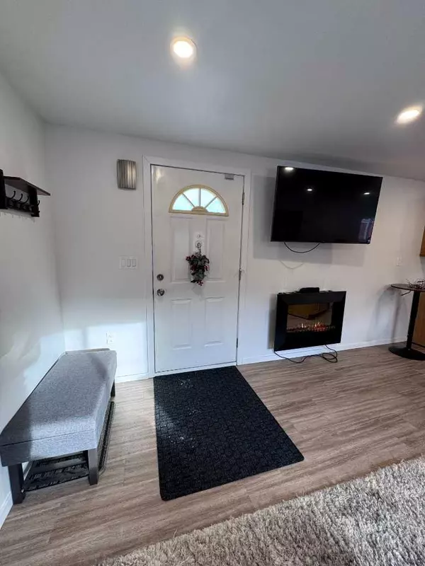 Red Deer, AB T4P1C9,6834 59 Avenue #712