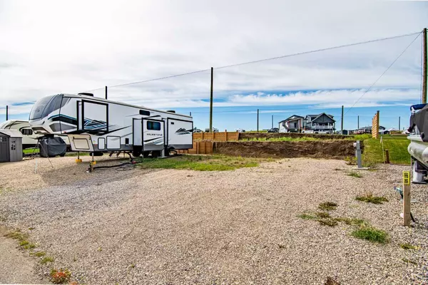 Rural Red Deer County, AB T0M 1R0,25054 South Pine Lake RD #6141