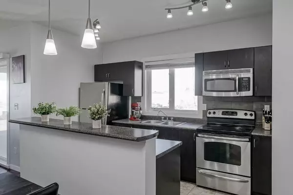 Airdrie, AB T4A 0G5,604 East Lake BLVD NE #1318