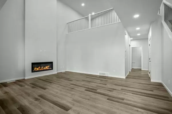 Calgary, AB T3B6S3,158 Osprey Hill WAY SW