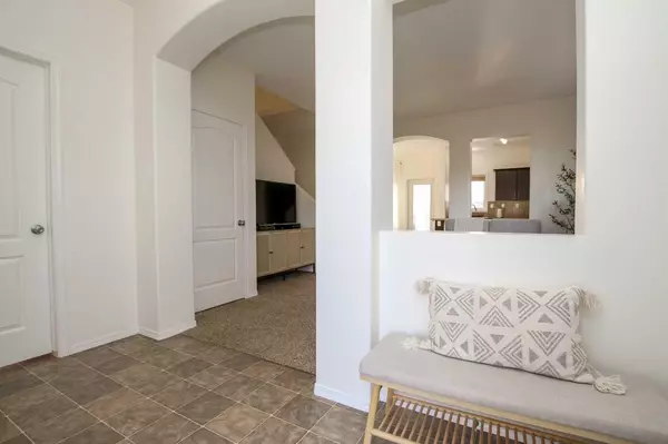 Blackfalds, AB T4M 0G5,37 Piper Close