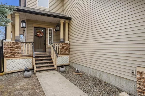 Calgary, AB T2X 3N8,133 Chaparral Common SE