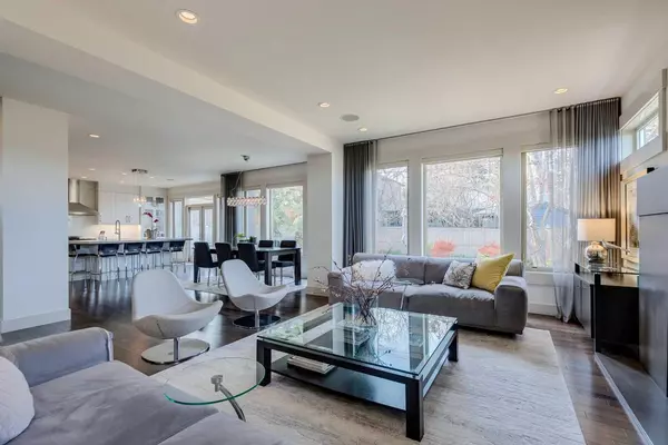 Calgary, AB T3C 1H5,1441 23 ST SW