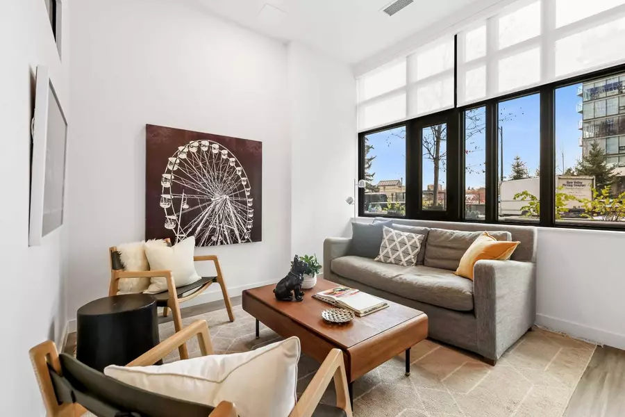 730 2 AVE SW #103, Calgary, AB T2P 1R8