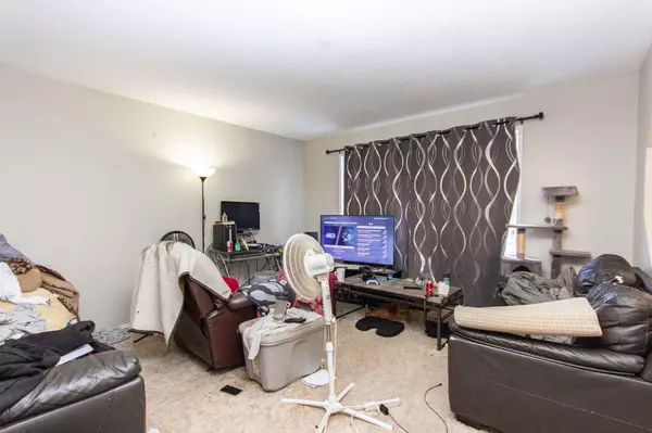 Red Deer, AB T4P 2Z3,19 Gibson Close