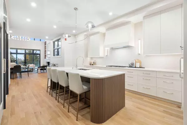 Calgary, AB T2S1R8,4120 1A ST SW ##B