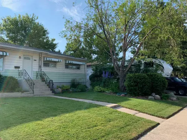 1101 14 ST N, Lethbridge, AB T1H 2W3