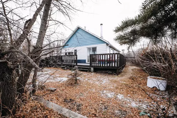 10435 104 AVE, Grande Prairie, AB T8V 1G1