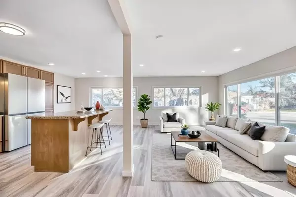 Strathmore, AB T1P 1E1,826 Bayview RD