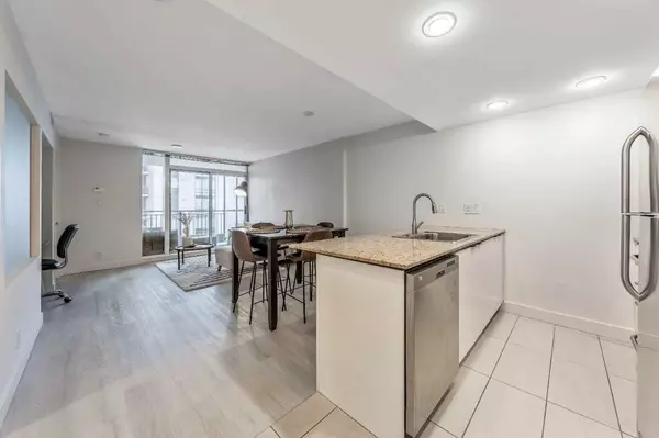 Calgary, AB T2R 1S5,1110 11 ST SW #1309