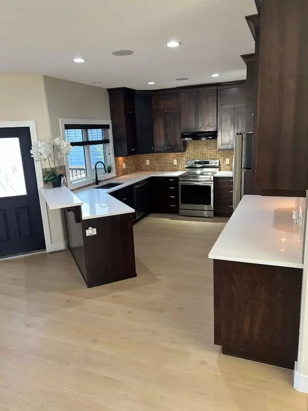 Coaldale, AB T1M 0C7,2546 Aspen DR