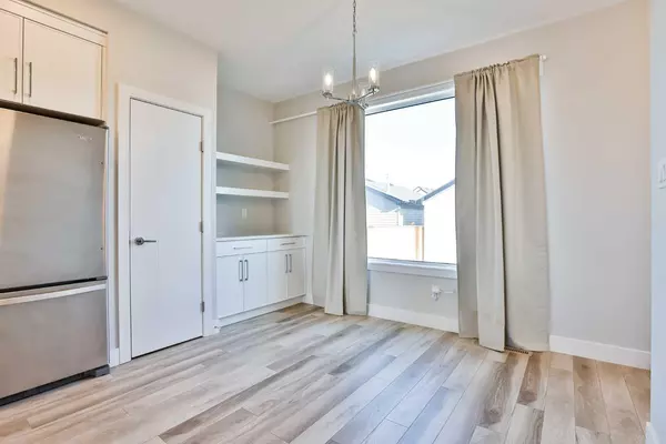 Lethbridge, AB T1K 8J8,3009 46 ST S