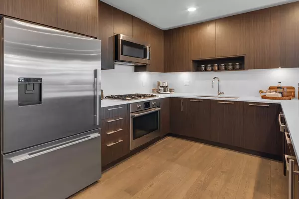 Calgary, AB T2E 4E1,88 9 ST NE #404