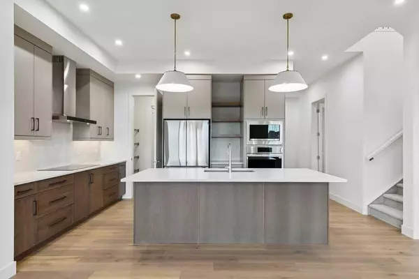 Calgary, AB T3M 3S9,148 Marina GRV