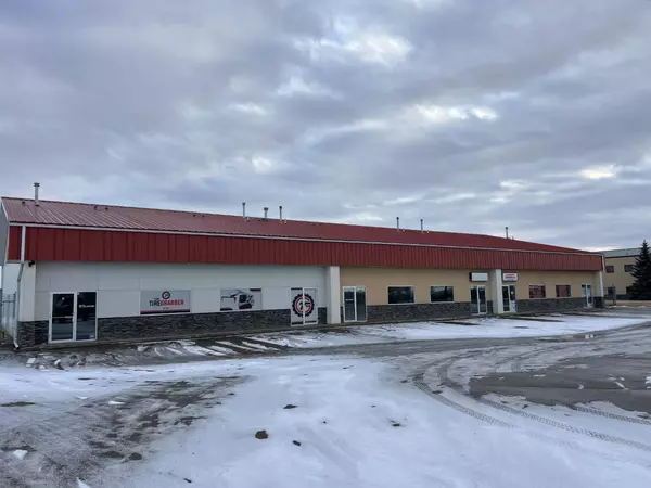 4701 36 ST, Camrose, AB T4V 0J3