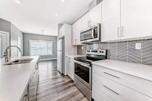 Red Deer, AB T4P 3E5,45 Ellington CRES