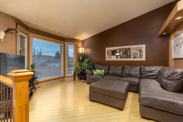 Lloydminster, SK S9V2E2,4425 26A ST