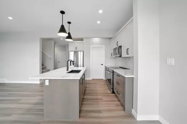 Red Deer, AB T4P 0Y8,45 Thorkman AVE