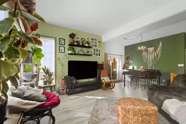 Blackfalds, AB T4M 0E9,28 Parkside CRES