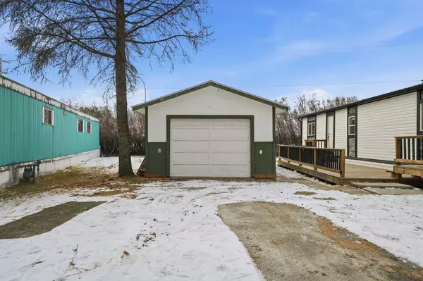 Lacombe, AB T4L 1T2,18 Parkland Acres