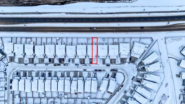 Calgary, AB T2X 4P9,175 Creekstone WAY SW