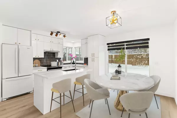 Calgary, AB T3K 2C2,111 Macewan Glen Close NW