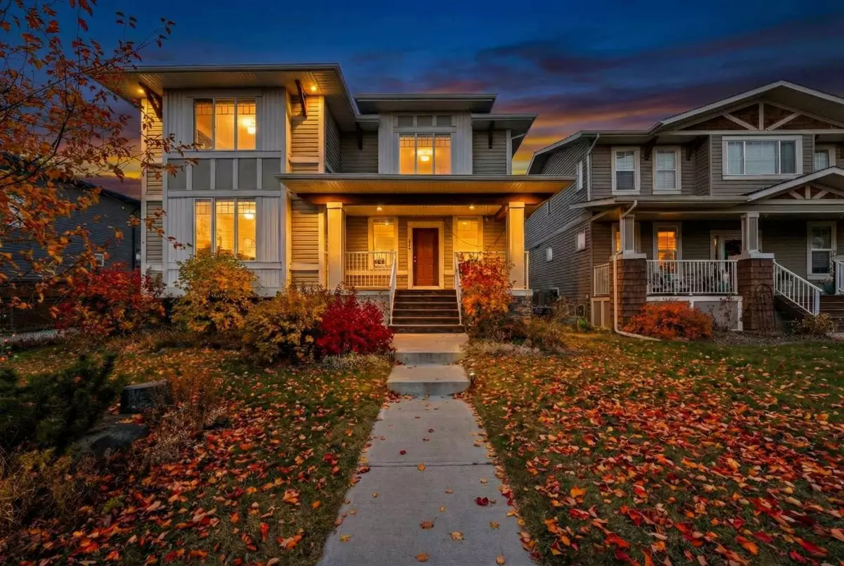 Chestermere, AB T1X 0S5,161 Rainbow Falls GLN