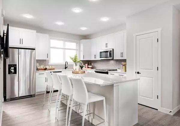 Calgary, AB T3S 0V7,286 Sora WAY SE