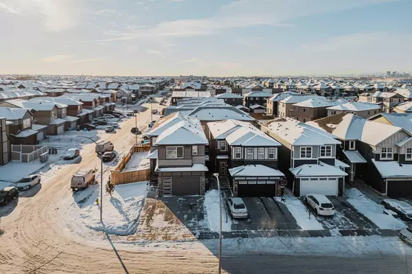 Calgary, AB T3J 2H6,300 Savanna WAY NE