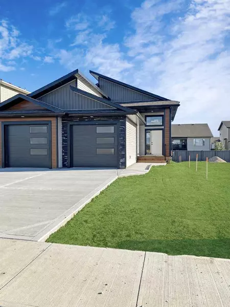 10526 131 AVE, Grande Prairie, AB T8V4W5