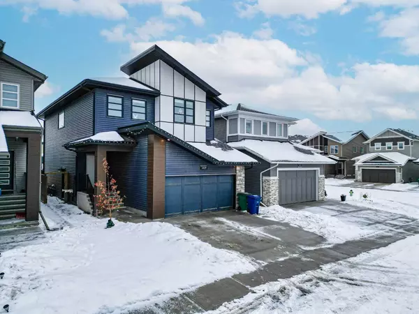 Airdrie, AB T4B 5J2,1425 Chinook Gate GLN SW