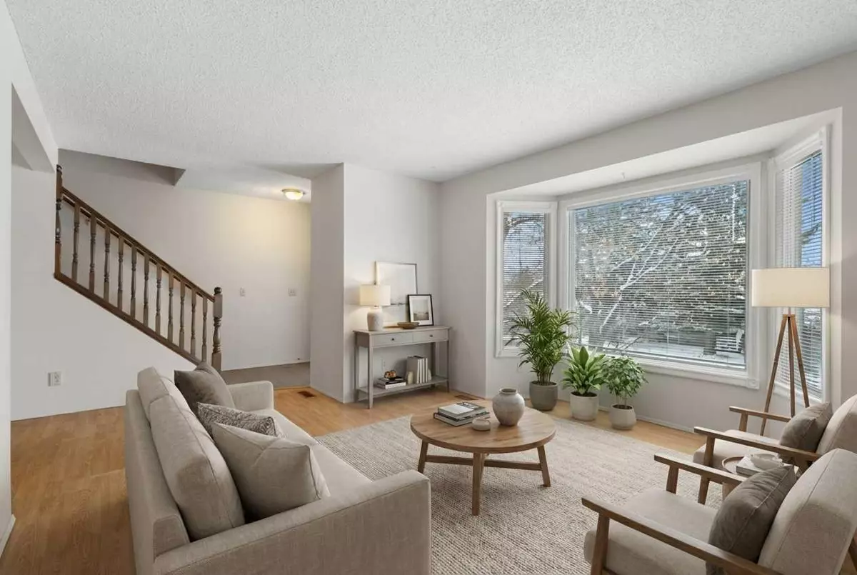 Calgary, AB T3A 2P7,15 Edgedale WAY NW