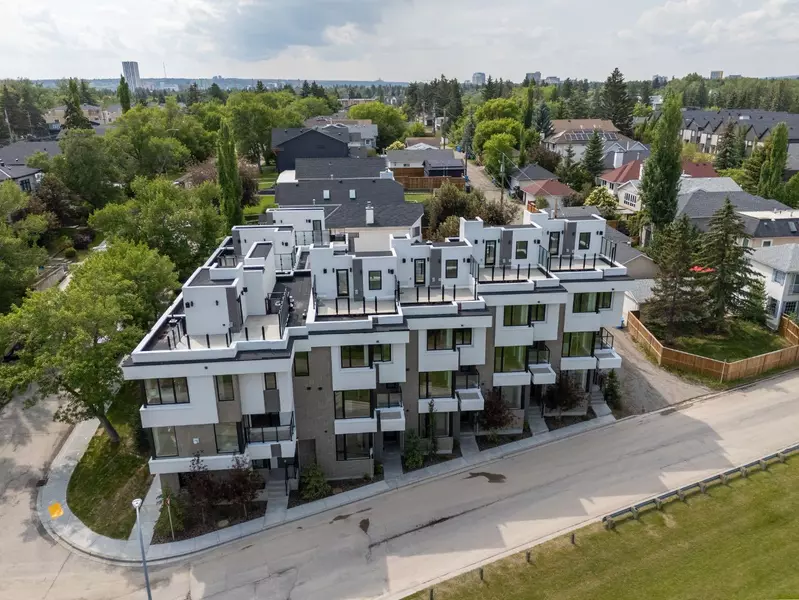 2311 13 ST NW, Calgary, AB T2M5G6