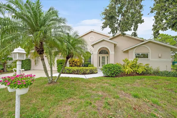 Sarasota, FL 34243,5850 SADDLE CT