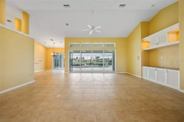 Punta Gorda, FL 33950,3932 MADRID CT