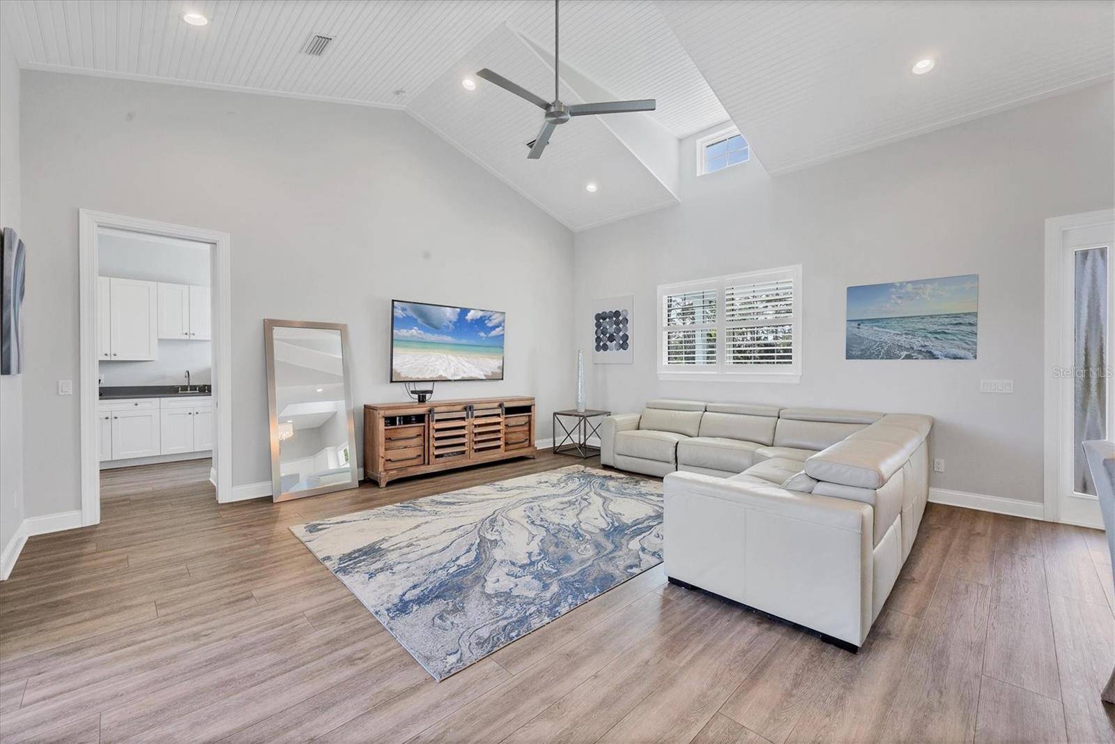 Venice, FL 34293,9000 FALCON CT