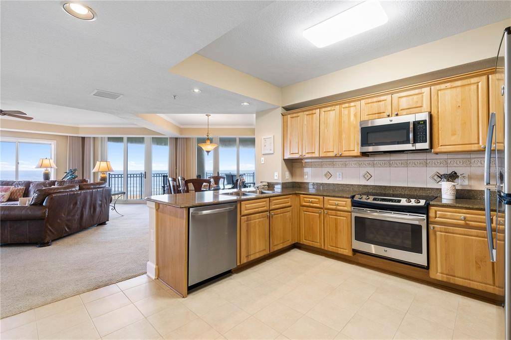 Palm Coast, FL 32137,200 OCEAN CREST DR #610